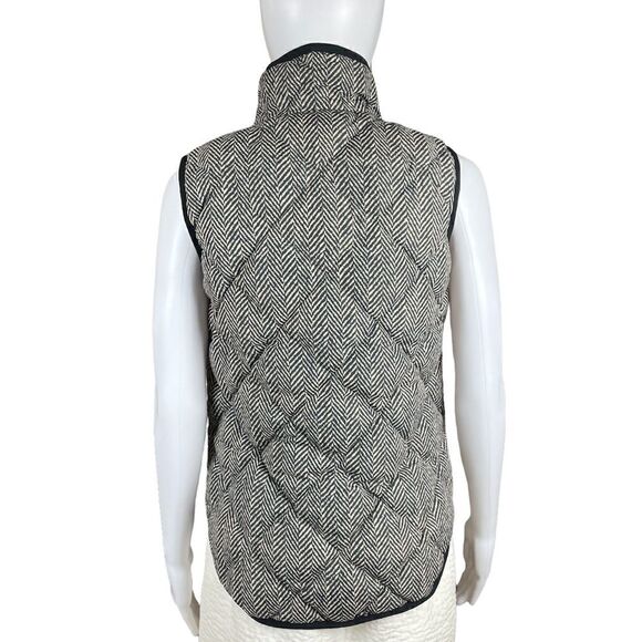 J. Crew Factory Quilted Herringbone Puffer Vest in Black & White, size XS - EUC - Picture 2 of 5